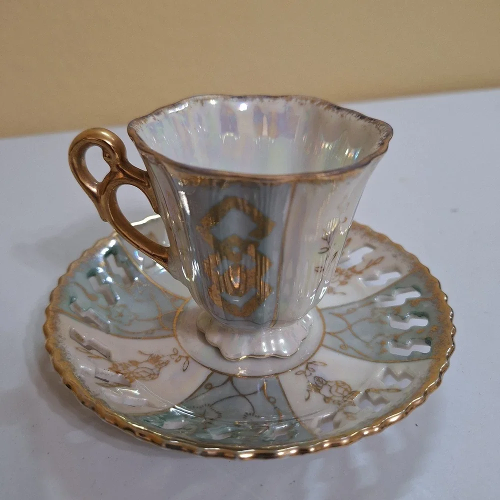 Vintage 1950 Lusterware Demitasse Cup Saucer Gold Trim Reticulated‎ Japan